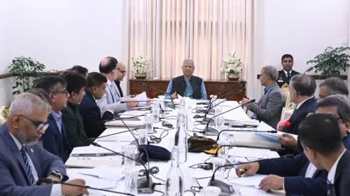 নির্বাচনকে সামনে রেখে সাইবার নিরাপত্তা জোরদারের নির্দেশ প্রধান উপদেষ্টার