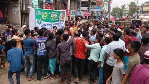 মৌলভীবাজারে গ্রেটার সিলেট কমিউনিটি ইউকে&rsquo;র উদ্যোগে অনুষ্ঠিত হলো পথচারীদের মধ্যে ইফতার বিতরণ