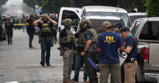 অপরাধের বিরুদ্ধে কঠোর অবস্থানের প্রতিশ্রুতি দিয়ে ট্রাম্পের ডিওজে হাজার হাজার আইন-প্রয়োগকারী কর্মী ছাঁটাই করেছে