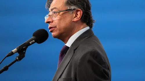 কলম্বিয়ার প্রেসিডেন্ট পেট্রো যুক্তরাষ্ট্রকে সতর্ক করে বলেছেন