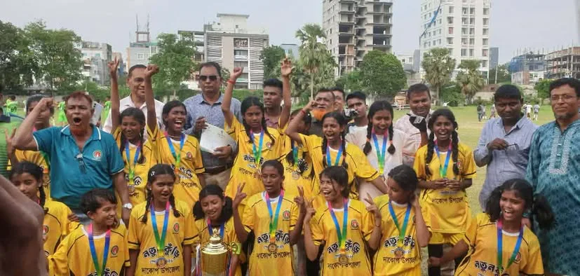 ২০২৬ সালের ‘নতুন কুঁড়ি স্পোর্টস’ ফুটবল টুর্নামেন্টে খুলনা জেলা চ্যাম্পিয়ন দাকোপ মহিলা ফুটবল দল
