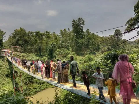 গজনী অবকাশ পিকনিক স্পট কেন্দ্রে ঈদ উপলক্ষে ভ্রমণ পিপাসুদের উপচে পড়া ভিড়
