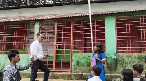 সংসদ সদস্যের পরিদর্শনে মিললো পরিক্ষার দিনে তালা বিদ্যালয়ে অনুপস্থিত ১ডজন শিক্ষক