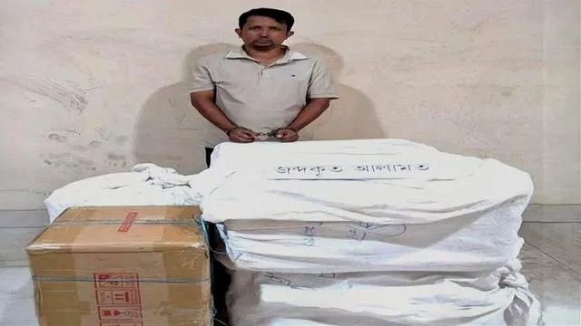 চট্টগ্রাম বন্দরে ৩২ লাখ টাকার পণ্য আত্মসাৎ: বন্দর থানার অভিযানে মূলহোতা গ্রেপ্তার