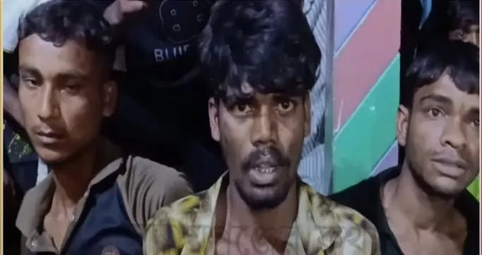চারাগাঁও সীমান্তে ইয়াবাসহ তিনজন আটক, মাদক চক্রের মূল হোতা পলাতক