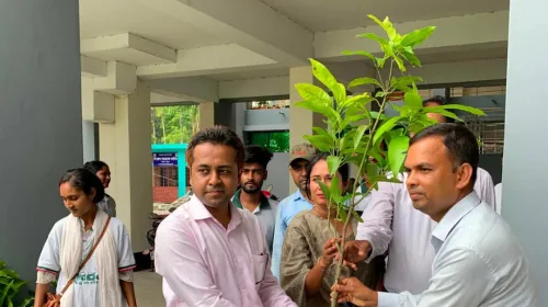 খুলনার দাকোপে উপজেলা পর্যায়ে বৃক্ষরোপন কর্মসূচির উদ্বোধন