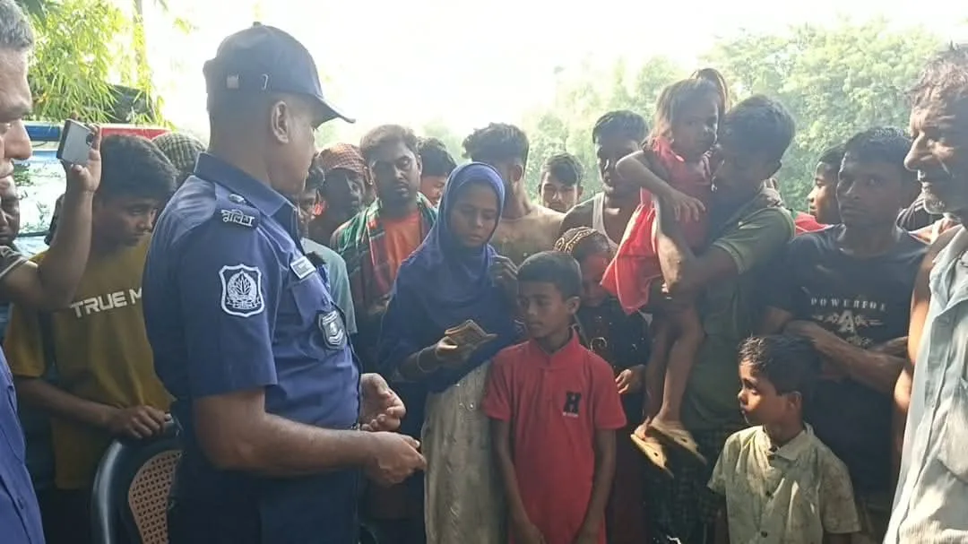 ‎ওসি রতন সেখের উদ্যোগে দুই সাংবাদিকের প্রচেষ্টায় অসহায় দিনমজুর সাজু মিয়া পেলো ২৩ হাজার টাকা সহায়তা