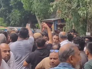 ইঞ্জিনিয়ার মাহবুব এবং তাহের মৃধার কর্মকান্ডে অতিষ্ঠ লৌহজংয়ের সাধারণ জনগণ
