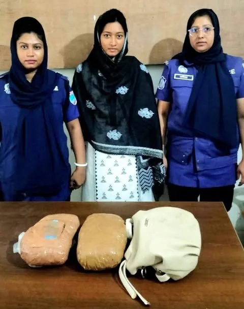 কোটচাঁদপুর দুই কেজি গাঁজাসহ নারী মাদক কারবারি আটকঃ পলাতক এক