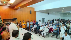 খুলনার ফুলতলা উপজেলায় বৃক্ষরোপন কর্মসূচিতে জেলা পরিষদ প্রশাসক মনিরুল হাসান বাপ্পী বলেন জলবায়ু পরিবর্তনের বিরূপ প্রভাব মোকাবিলায় ও প্রাকৃতিক দুর্যোগে ক্ষয়ক্ষতিরোধে বৃক্ষরোপণ করুন