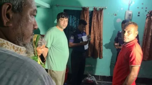পীরগাছায় দুই আমেরিকা প্রবাসীর বাড়িতে ডাকাতি: ১০ ভরি সোনা ও নগদ টাকাসহ লাখ লাখ টাকার মালামাল লুট