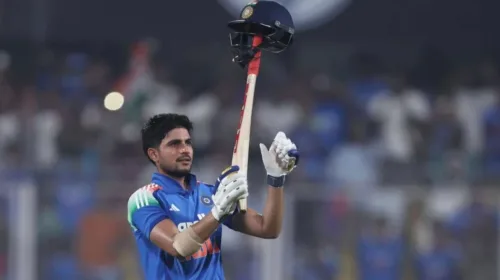 শুবমান গিলের বিশ্বরেকর্ড দ্বিশতকে ভারতের জয়