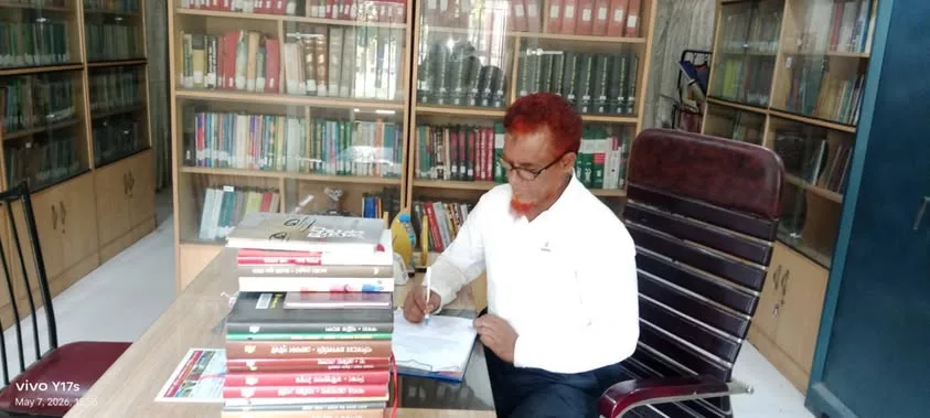 মহাদেবপুরে সিনিয়র সাংবাদিক লিয়াকত আলী বাবলু সড়ক দুর্ঘটনায়