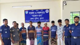 দাকোপে পুলিশের অভিযানে