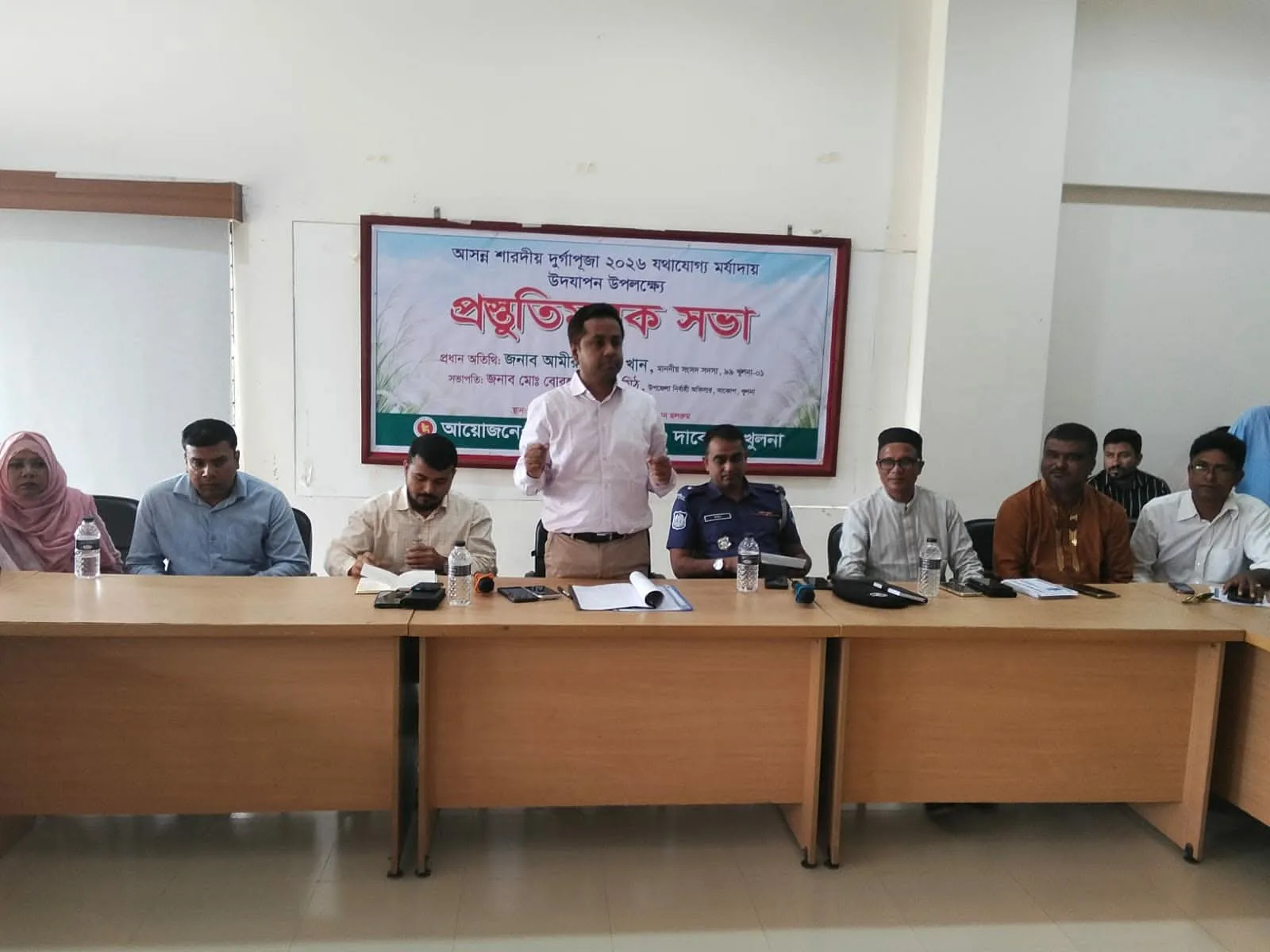 দাকোপে আসন্ন শারদীয় দূর্গাপূজা যথাযোগ্য মর্যাদায় উদযাপন উপলক্ষ্যে প্রস্তুতিমূলক সভা অনুষ্ঠিত