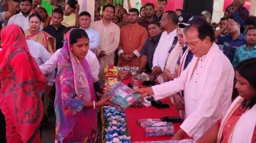 ত্রাণমন্ত্রী অধ্যক্ষ আসাদুল হাবিব দুলু